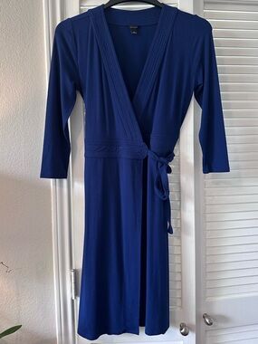Ann Taylor Wrap Dress Size Two - Bright Navy Royal Blue